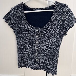 Brandy Melville Blue and White Ruffled Cap Sleeve Blouse